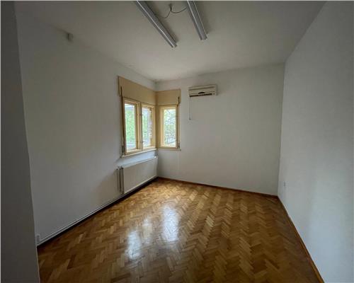 APARTAMENT 4 CAMERE DE INCHIRIAT, ZONA CALEA CALARASI