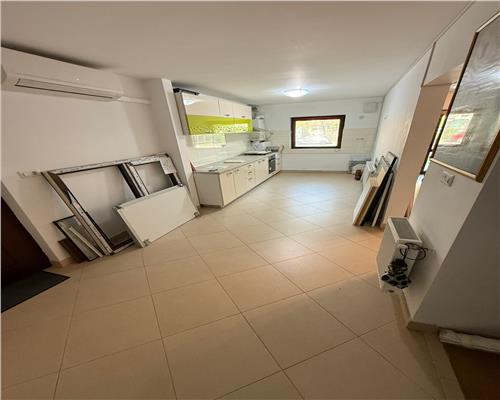 SPATIU COMERCIAL STR. BUCEGI