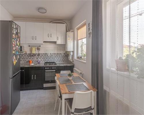 APARTAMENT 3 CAMERE , SECTOR 4, STR. POSTALIONULUI