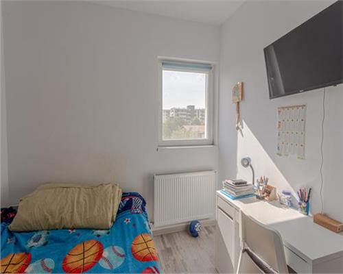 APARTAMENT 3 CAMERE , SECTOR 4, STR. POSTALIONULUI