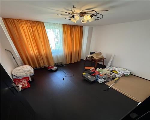 APARTAMENT 3 CAMERE ZONA AUCHAN TITAN