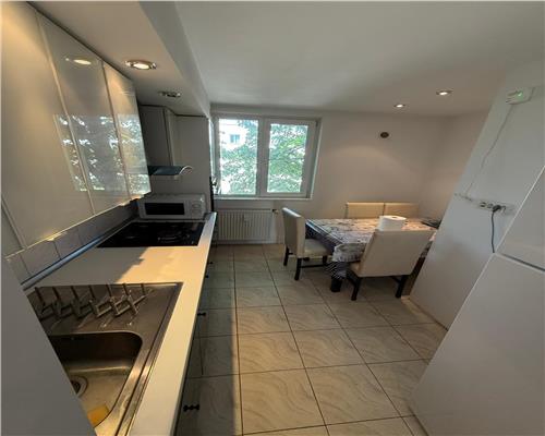 APARTAMENT 3 CAMERE ZONA AUCHAN TITAN