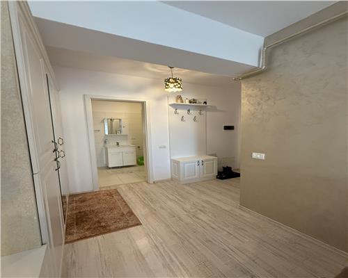 APARTAMENT 3 CAMERE ,STRADA TROTUS
