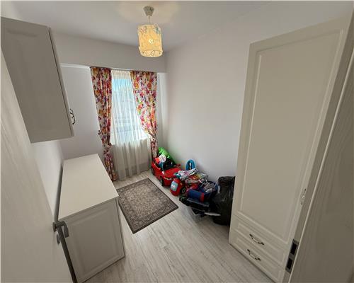 APARTAMENT 3 CAMERE ,STRADA TROTUS