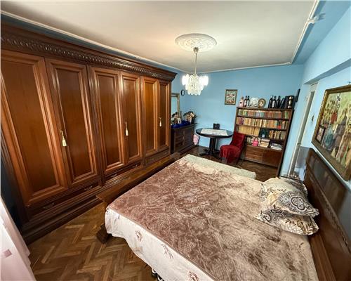 APARTAMENT 3 CAMERE, ETAJ 1,  STRADA LUPENI