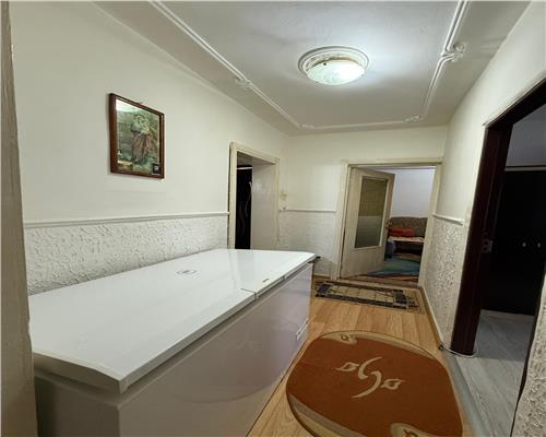 APARTAMENT 3 CAMERE, ETAJ 1,  STRADA LUPENI