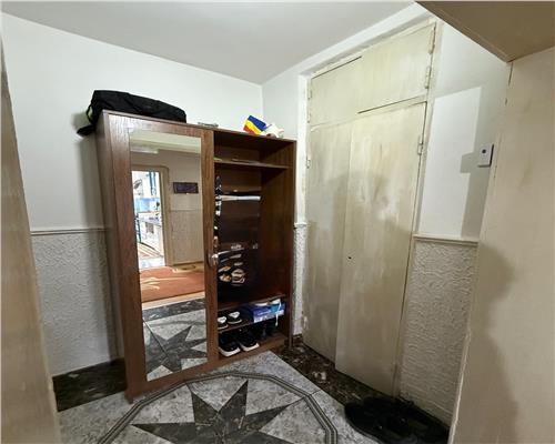 APARTAMENT 3 CAMERE, ETAJ 1,  STRADA LUPENI