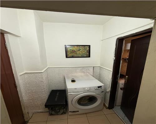 APARTAMENT 3 CAMERE, ETAJ 1,  STRADA LUPENI