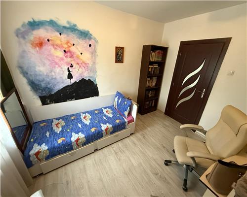 APARTAMENT 3 CAMERE, ETAJ 1,  STRADA LUPENI
