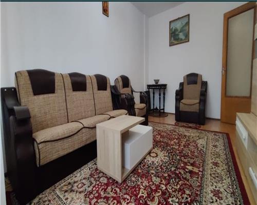 APARTAMENT 2 CAMERE, PIATA VICTORIEI