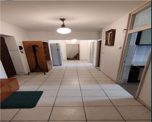 APARTAMENT 2 CAMERE, PIATA VICTORIEI