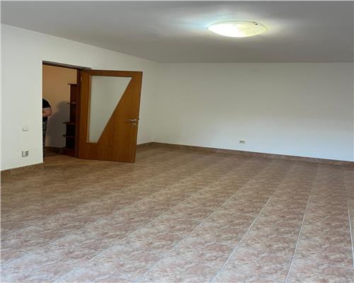 Apartament 3 camere Titan 1Decembriemetrou