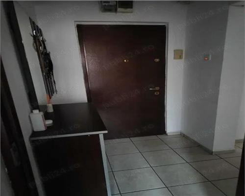 Titan -metrou vanzare apartament 3camere