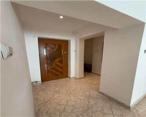 Apartament 3 camere, etaj 1, Rendez Vous Cafe