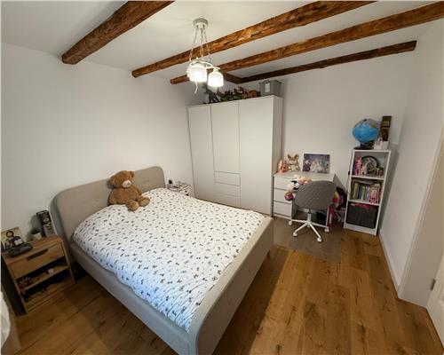 Casa renovata integral, 107 mp utili, teren 2400 mp – Paulesti, Vrancea
