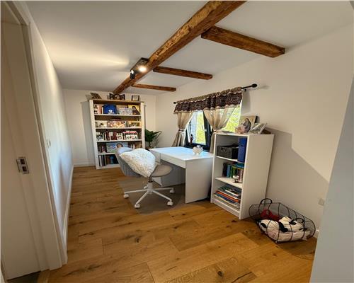 Casa renovata integral, 107 mp utili, teren 2400 mp – Paulesti, Vrancea