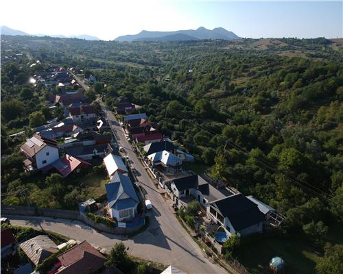 Casa renovata integral, 107 mp utili, teren 2400 mp – Paulesti, Vrancea