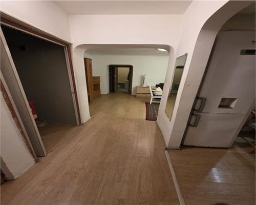 Apartament 3 camere Basarabia Diham
