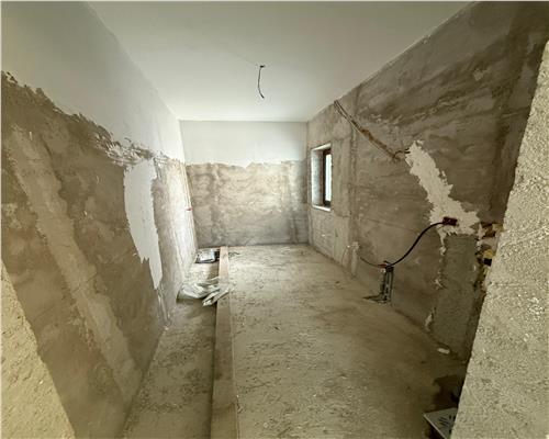 CASA P+E LA STADIU DE FINISAJE,  STR. CUZA VODA,  ZONA PETRESTI