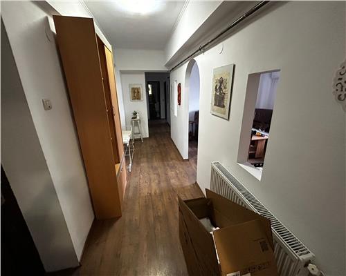 APARTAMENT 4 CAMERE CASA VRANCEANA