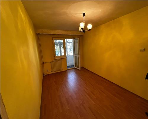 APARTAMENT 4 CAMERE SUD
