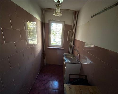 APARTAMENT 4 CAMERE SUD