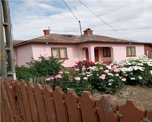 CASA SAT SPATAREASA