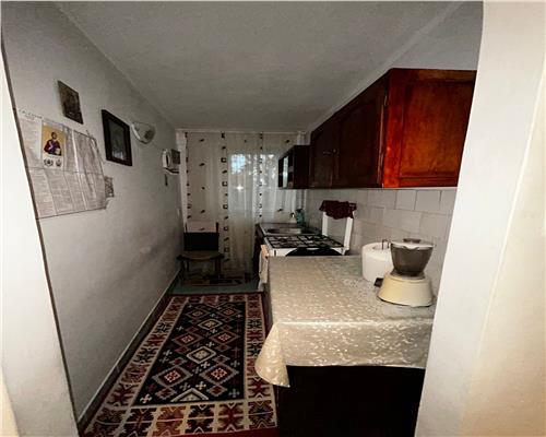 APARTAMENT 3 CAMERE SUD