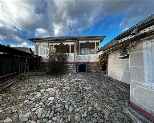 CASA STATIUNEA SOVEJA