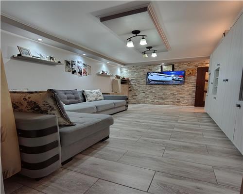 APARTAMENT 2 CAMERE COMISARIAT