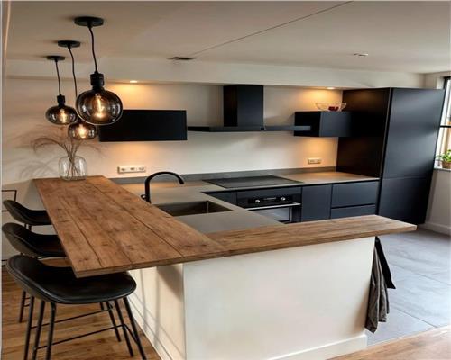 INCHIRIEZ APARTAMENT 2 CAMERE ZONA 1 DECEMBRIE