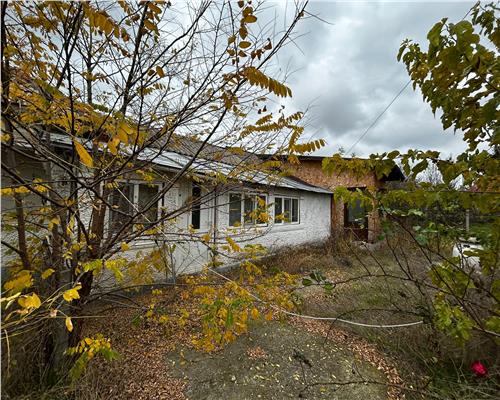 CASA BATRANEASCA LA 13 KM DE FOCSANI