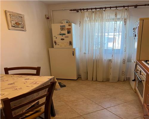 APARTAMENT 3 CAMERE, ZONA GARII