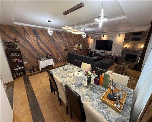 CASA P+1E CAMPINEANCA