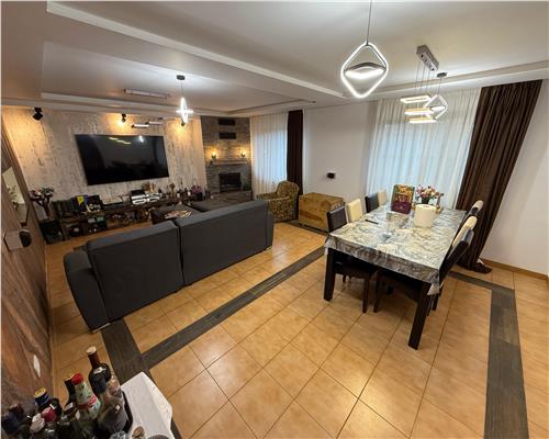 CASA P+1E CAMPINEANCA