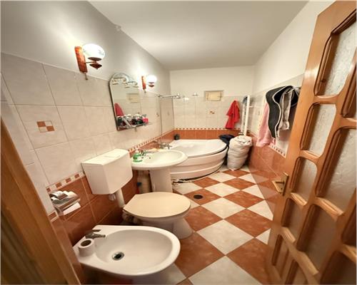 APARTAMENT 3 CAMERE, SUD,  Aleea Echit??ii