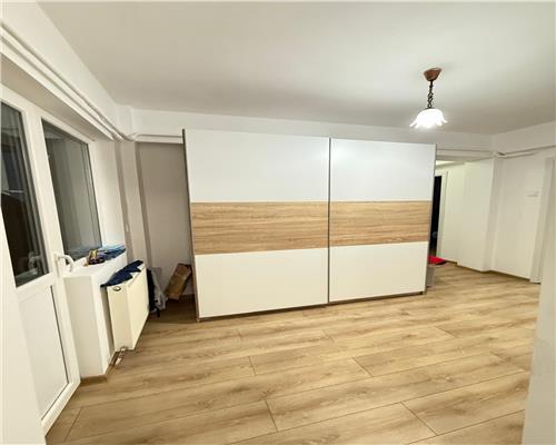 APARTAMENT 3 CAMERE, ETAJ 1, TEATRU