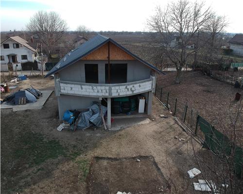 CASA LA GRI , UNIREA