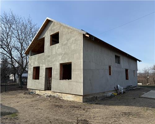 CASA LA GRI , UNIREA