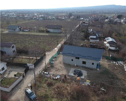 CASA LA GRI , UNIREA