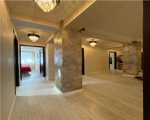 APARTAMENT 4 CAMERE ZONA PRIMARIE