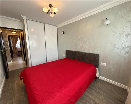 APARTAMENT 4 CAMERE ZONA PRIMARIE