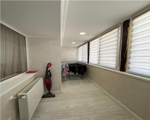 APARTAMENT 4 CAMERE ZONA PRIMARIE