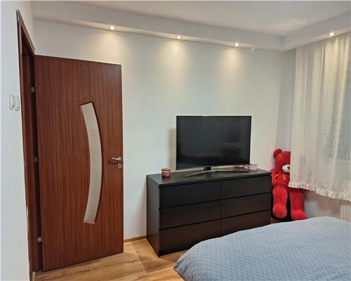 APARTAMENT 3 CAMERE, MEGA IMAGE, SUD