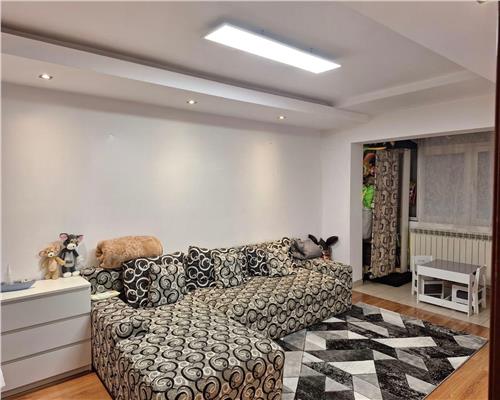 APARTAMENT 3 CAMERE, MEGA IMAGE, SUD