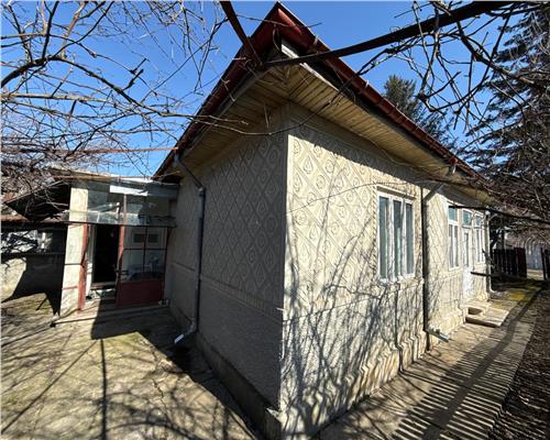 CASA CARAMIDA 5 CAMERE SI 5588MP INTRAVILAN , DESCHIDERE LA 2 STRAZI