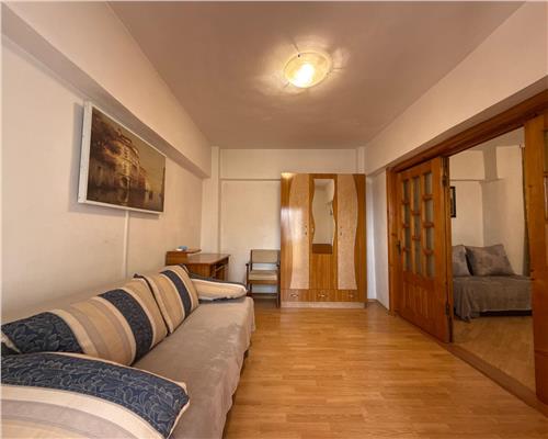 Garsoniera de vanzare