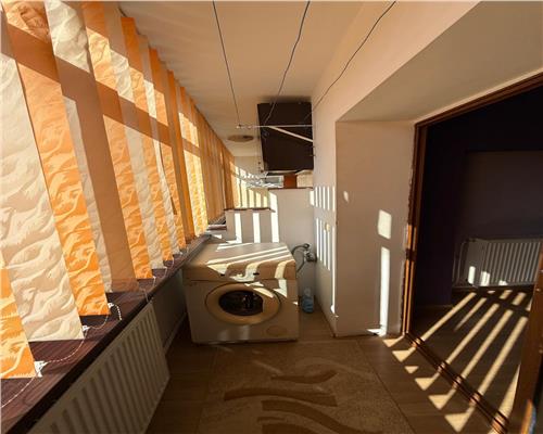 APARTAMENT 3 CAMERE, ETAJ 1, ZONA FINANTE