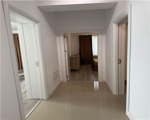 APARTAMENT 2 CAMERE, ETAJ 1, LOC DE PARCARE INCLUS