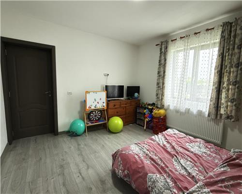 CASA 3 CAMERE  MANDRESTI